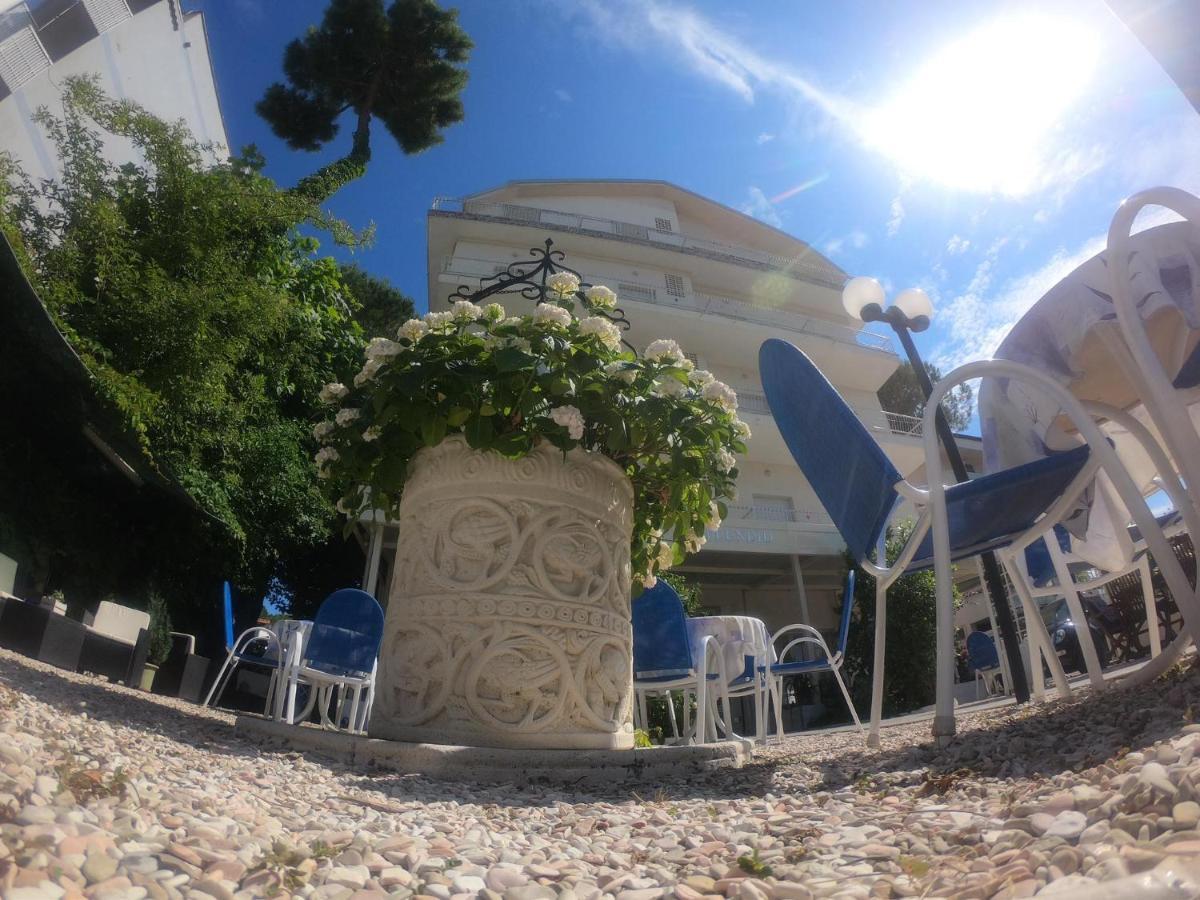 Splendid B&B Milano Marittima Dış mekan fotoğraf